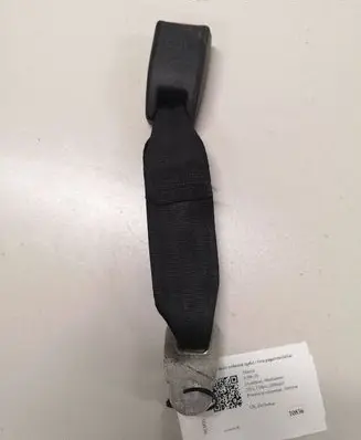 Mazda 6 Middle seatbelt buckle (rear) B2000C