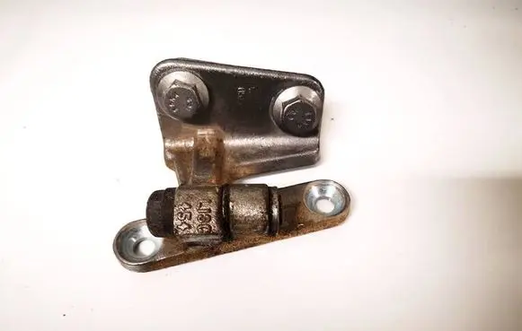 Mercedes-Benz A W169 Rear door lower hinge