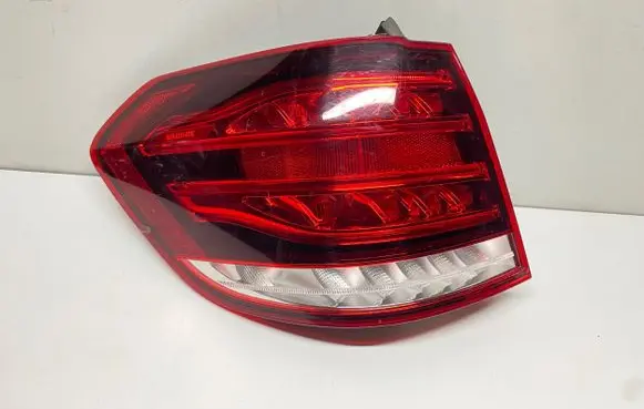 Mercedes-Benz E W212 Rear/tail lights A2129061703