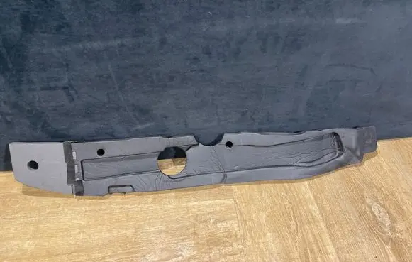 Jaguar F-Pace Fender end trim HK8316114AB