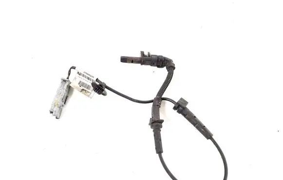 Opel Combo E ABS brake wheel speed sensor 9825606680