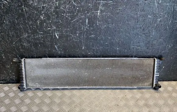 Tesla Model S Intercooler radiator 600737200A