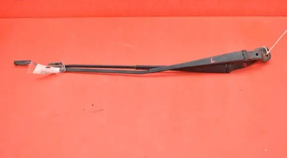 Honda Civic Front wiper blade arm S6D-LHD-DR