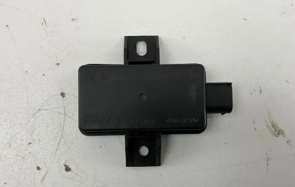 Mercedes-Benz A W176 Tire pressure control unit A0009003704 A0009020417 A0009017803