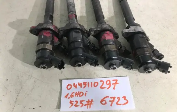 Citroen C4 Grand Picasso Fuel injectors set 0445110297
