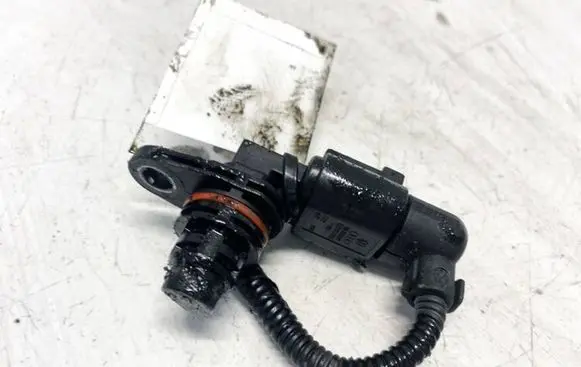 Camshaft position sensor