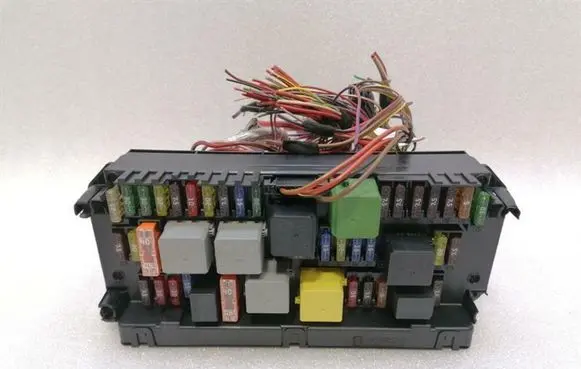 Mercedes-Benz CLS C218 X218 SAM control unit A2129003714