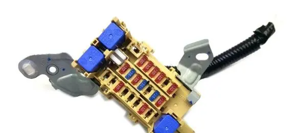 Infiniti Q50 Fuse box set