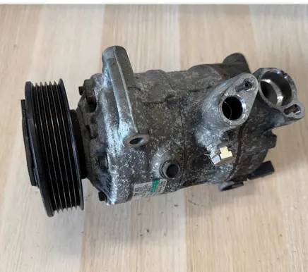 Volkswagen PASSAT B6 Air conditioning (A/C) compressor (pump) 5K0820803C
