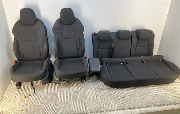 Skoda Karoq Seat set 