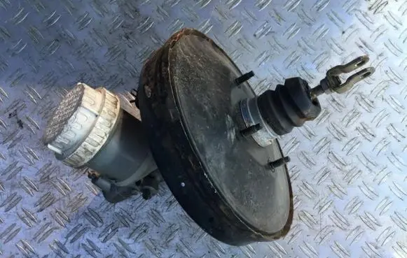 Mitsubishi Lancer Brake booster 83403108