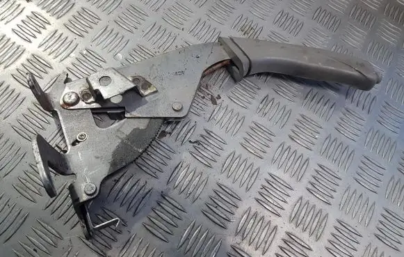 KIA Sedona Handbrake/parking brake lever assembly