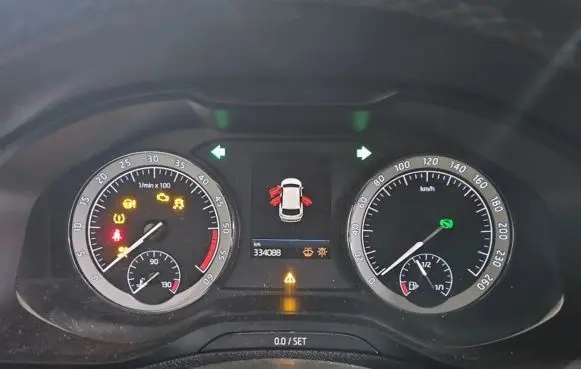 Skoda Karoq Speedometer (instrument cluster) 565920751A IMPRK1392735