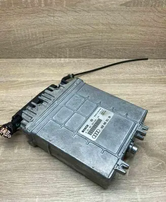Audi A4 S4 B5 8D Engine control unit/module ECU 028906021GN 0281001659