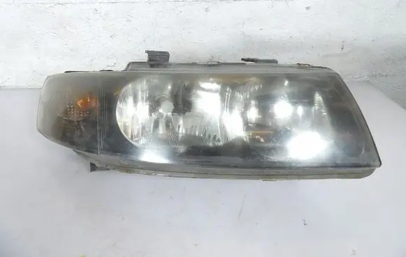 Seat Leon (1M) Headlight/headlamp 08-445-1109R