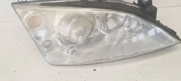 Ford Mondeo Mk III Headlight/headlamp 1S7113005CK 0301174272