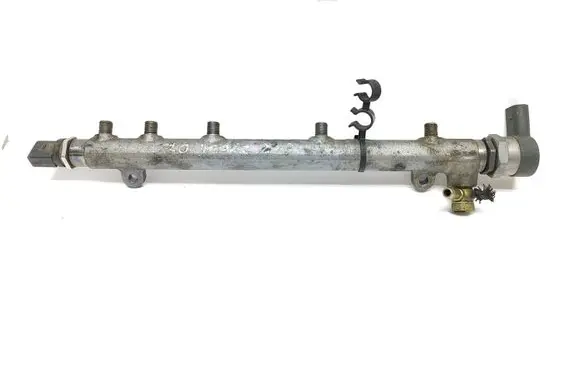 Mercedes-Benz CLK A209 C209 Fuel main line pipe A6110780449 A6460701095 0445214151