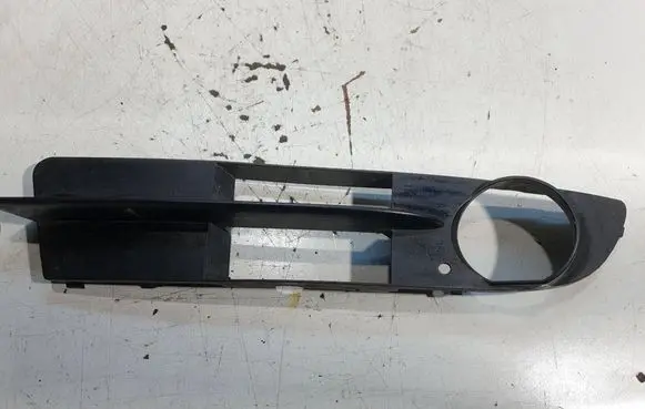 BMW 5 E60 E61 Front fog light trim/grill 7049244