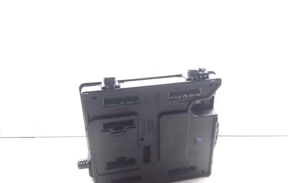 Renault Zoe Central body control module 284B15472R A2C53284891