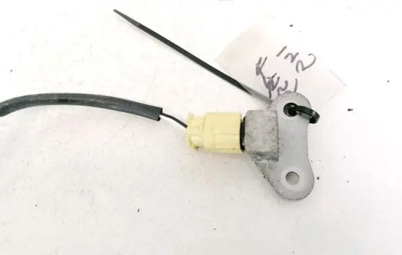 Volvo S40, V40 Airbag deployment crash/impact sensor
