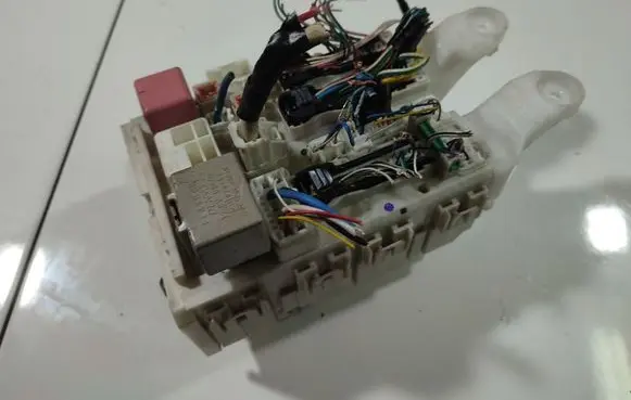 Toyota Auris 150 Fuse box set 7A2A1523