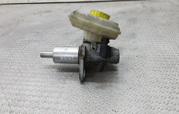 Audi A4 S4 B6 8E 8H Master brake cylinder 8E0611301