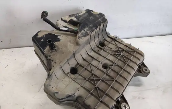 Mercedes-Benz C AMG W205 AdBlue liquid reservoir A2054703901 F25729