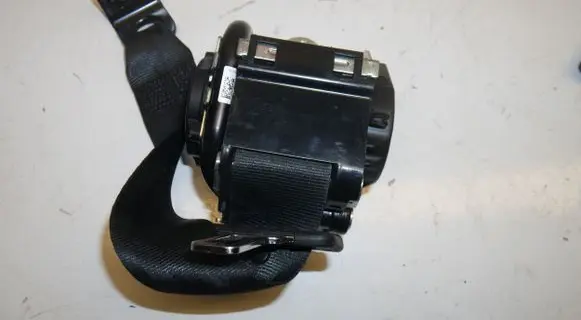 Jaguar F-Pace Rear seatbelt HK83611B68AB8PV