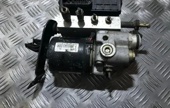 Volkswagen Sharan ABS Pump 7m0907379 100945-03013