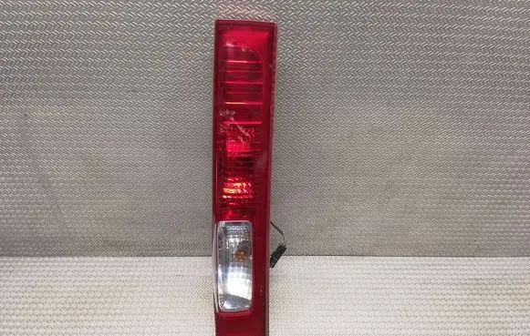 Opel Vivaro Rear/tail lights 8200415250