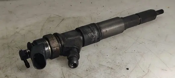 BMW X3 E83 Fuel injector 0445110209 7794435