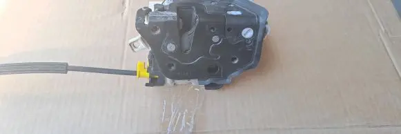 Audi A7 S7 4G Front door lock 8J1837016D
