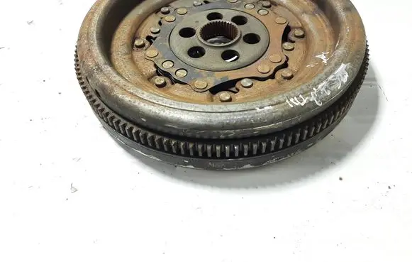 Volkswagen PASSAT B6 Flywheel