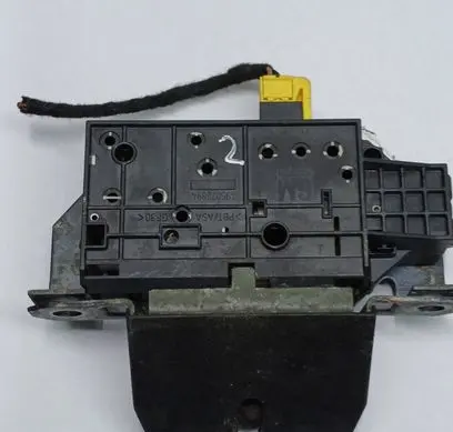 Opel Vectra C Tailgate/trunk/boot lock/catch/latch 495072894