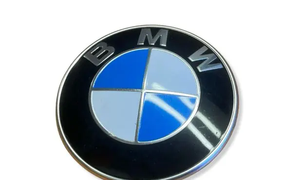 BMW X4 F26 Manufacturer badge logo/emblem 8132375