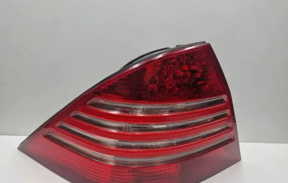 Mercedes-Benz S W220 Rear/tail lights A2208200764 2208200764