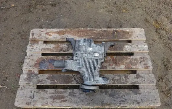 Jeep Grand Cherokee Rear differential P68184737AB