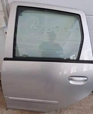 Mitsubishi Colt Rear door 43r00048