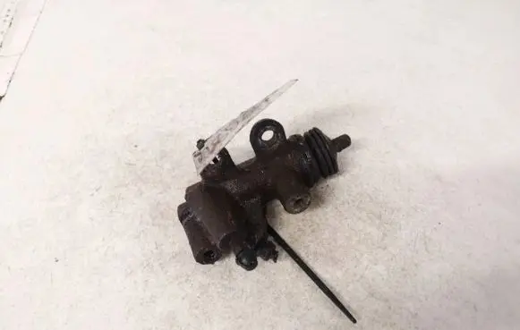 Toyota Avensis T250 Clutch master cylinder