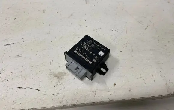 Audi A4 S4 B8 8K Light module LCM 8K5907357