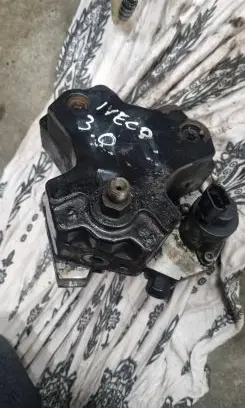 Iveco Daily 35 - 40.10 Fuel injection high pressure pump 0445020046