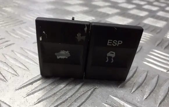 Ford Mondeo Mk III ESP (stability program) switch 3S7T-2C418-AC