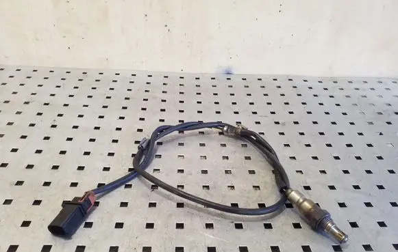 Volkswagen PASSAT B8 Lambda probe sensor 04L906262