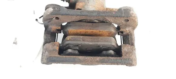 BMW 1 E81 E87 Front brake caliper