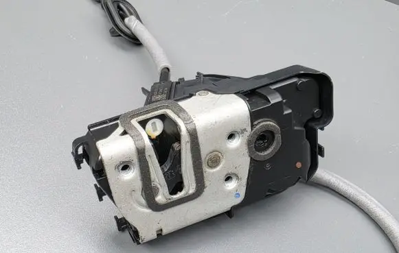 Ford Fiesta Rear door lock H1BAA26412CB H1BBR22152BE H1BBA218A00BE