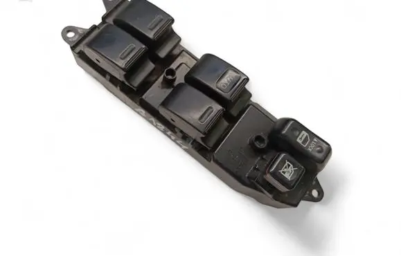Toyota Prius (XW20) Electric window control switch 8482047050
