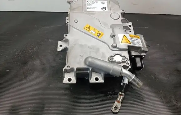 Volvo V60 Voltage converter inverter 31407201