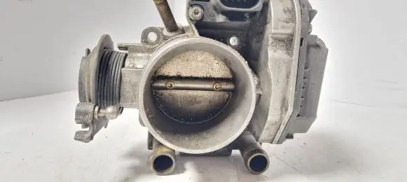 Audi A4 S4 B5 8D Throttle valve 408237212002