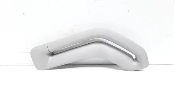 Volvo XC90 Seat belt trim 1882