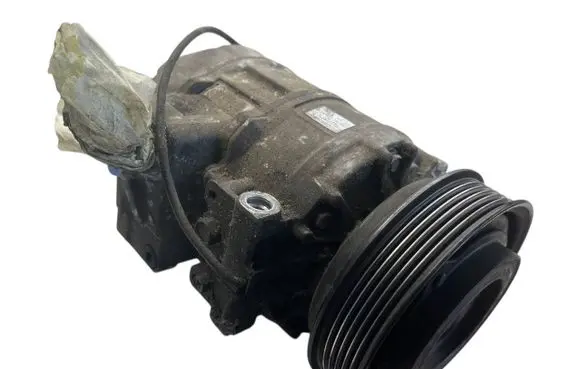 Porsche 911 996 Air conditioning (A/C) compressor (pump) 4472208262 7SBU16C 08601918